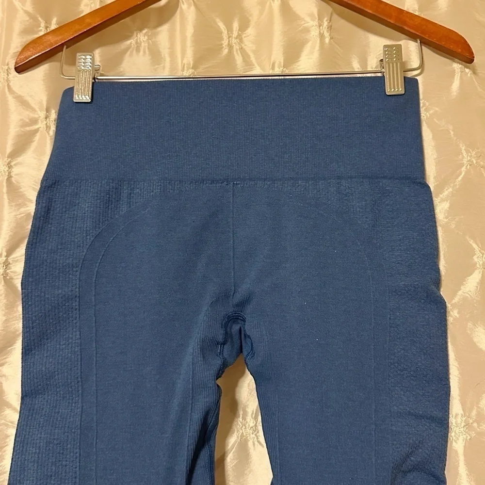Lululemon Blue Ebb to Street Seamless Leggings Pants